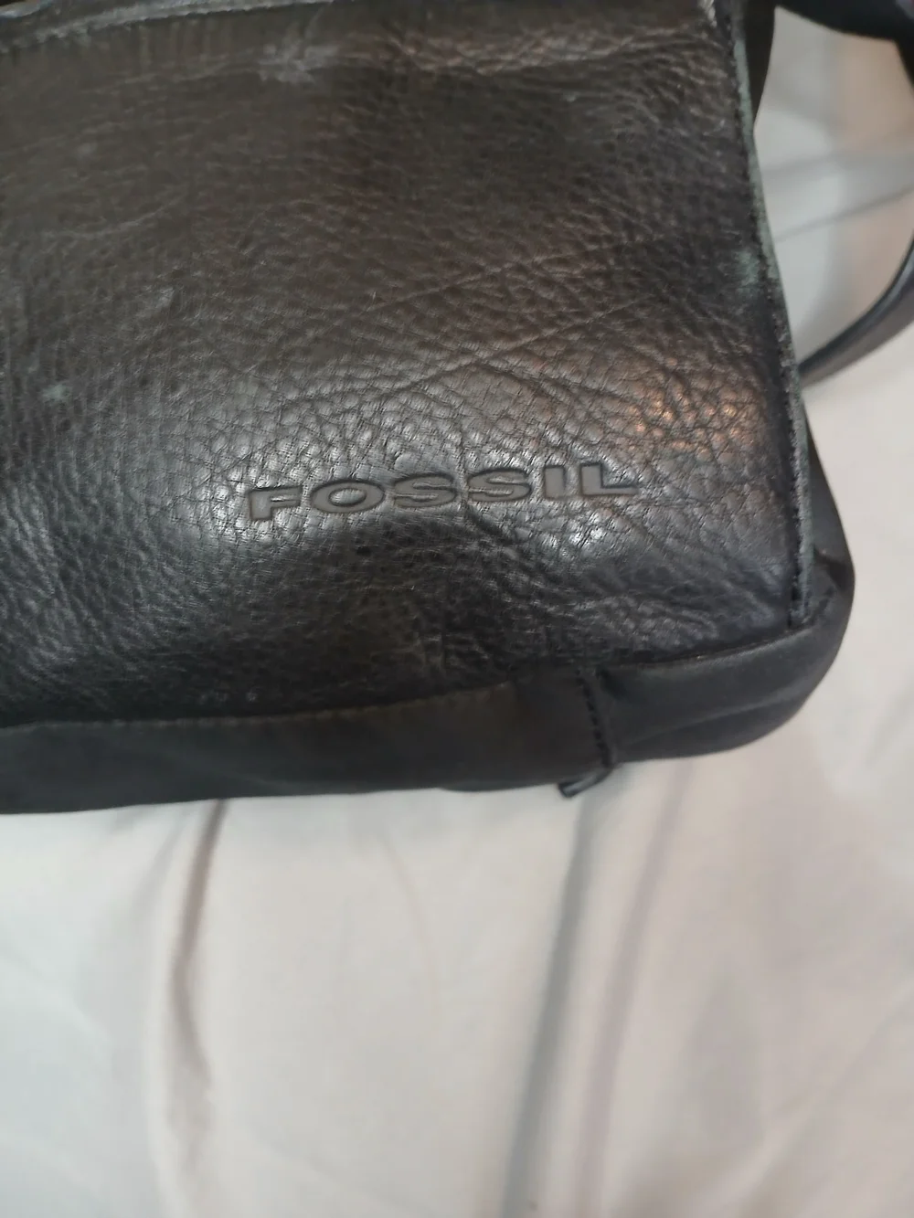 Fossil Vintage Black Leather Crossbody Messenger Bag